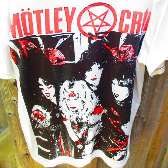 Motley Crue Oversized White Tee NEW XL - Picture 2 of 7